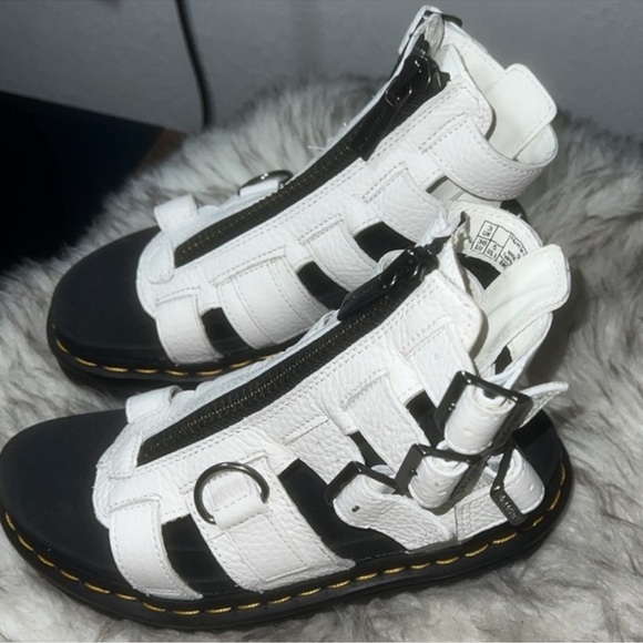 Dr Martens Olson Zipped White Leather Strap Sandals Platform Doc Women’s - Picture 2 of 13